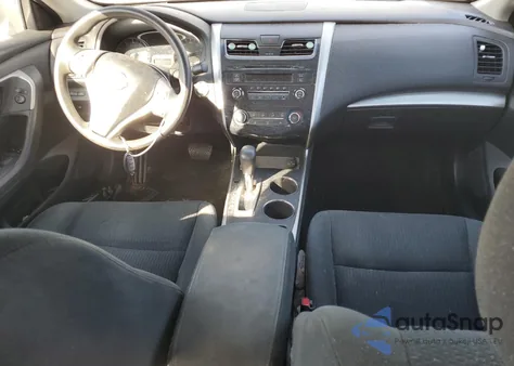 2015 Nissan Altima 2.5 from USA, damaged, VIN 1N4AL3AP3FN323971